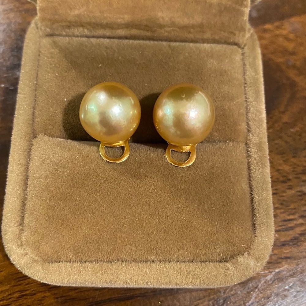 Authentic Natural South Sea Pearl Earrings